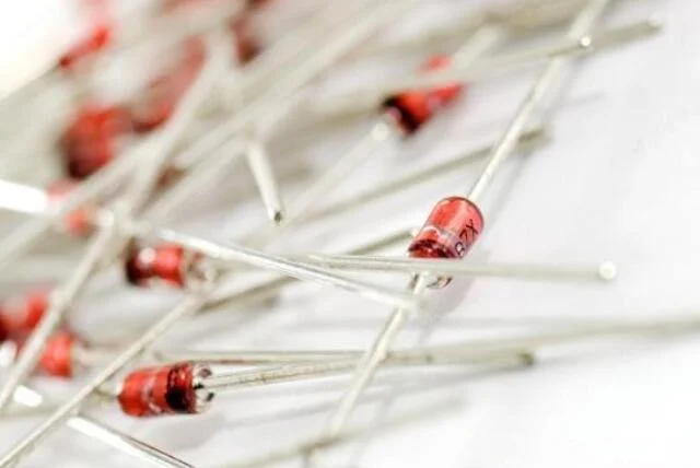 雪崩二極管,響應速度